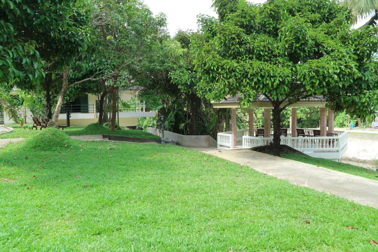 Bann Mangkud Khaolak בית נופש